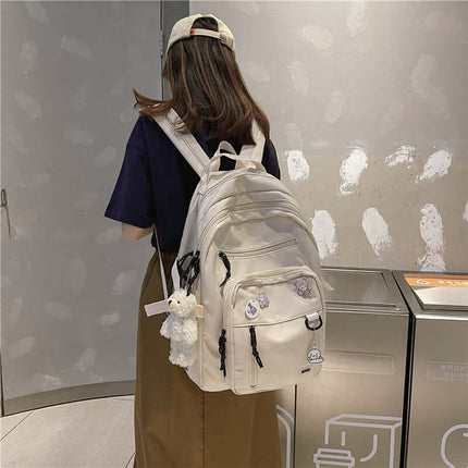 Rymlig och Multifunktionell Skolryggsäck för Studenter: Perfekt Kombination av Stil och Funktion