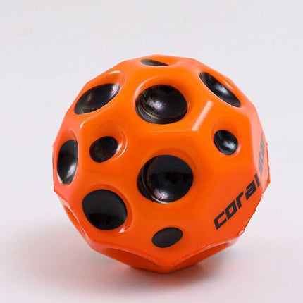 Smidig och Elastisk Studsboll I Moon Ball Form